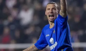 Alexis Ruano: Nhận 22 thẻ đỏ trong sự nghiệp thi đấu